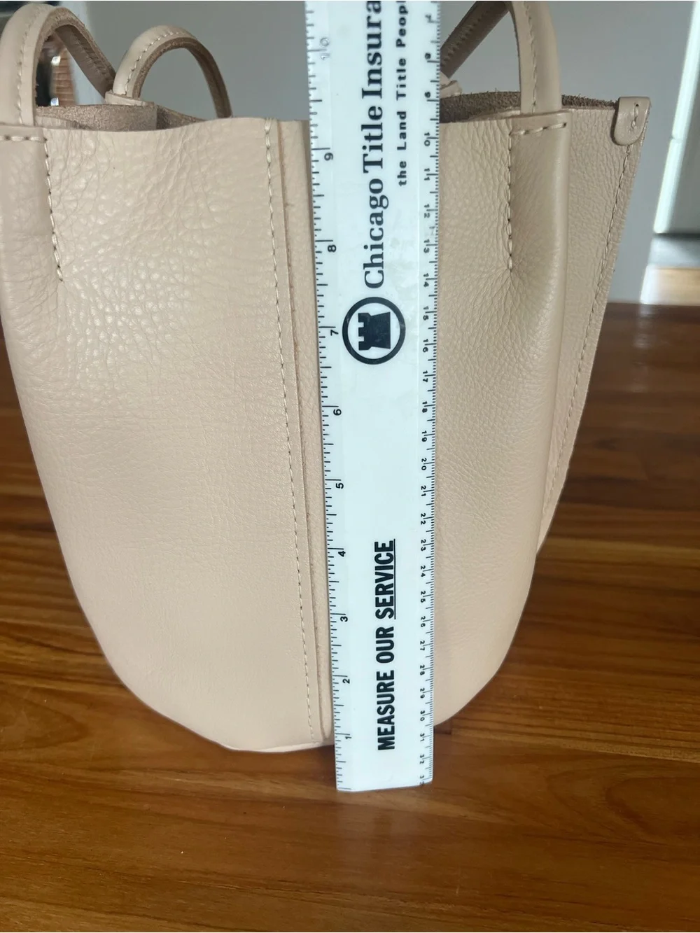 Portland Leather Devin Classic  Size  bucket tote - NWOT - Picture 6 of 9